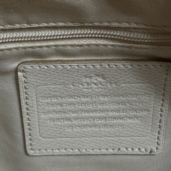 Cream and tan Coach shoulder bag - Picture 6 of 7